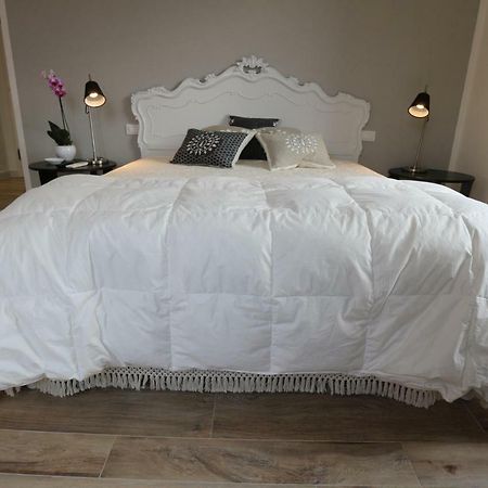 Al 32 B&B マッサ・マリッティマ エクステリア 写真