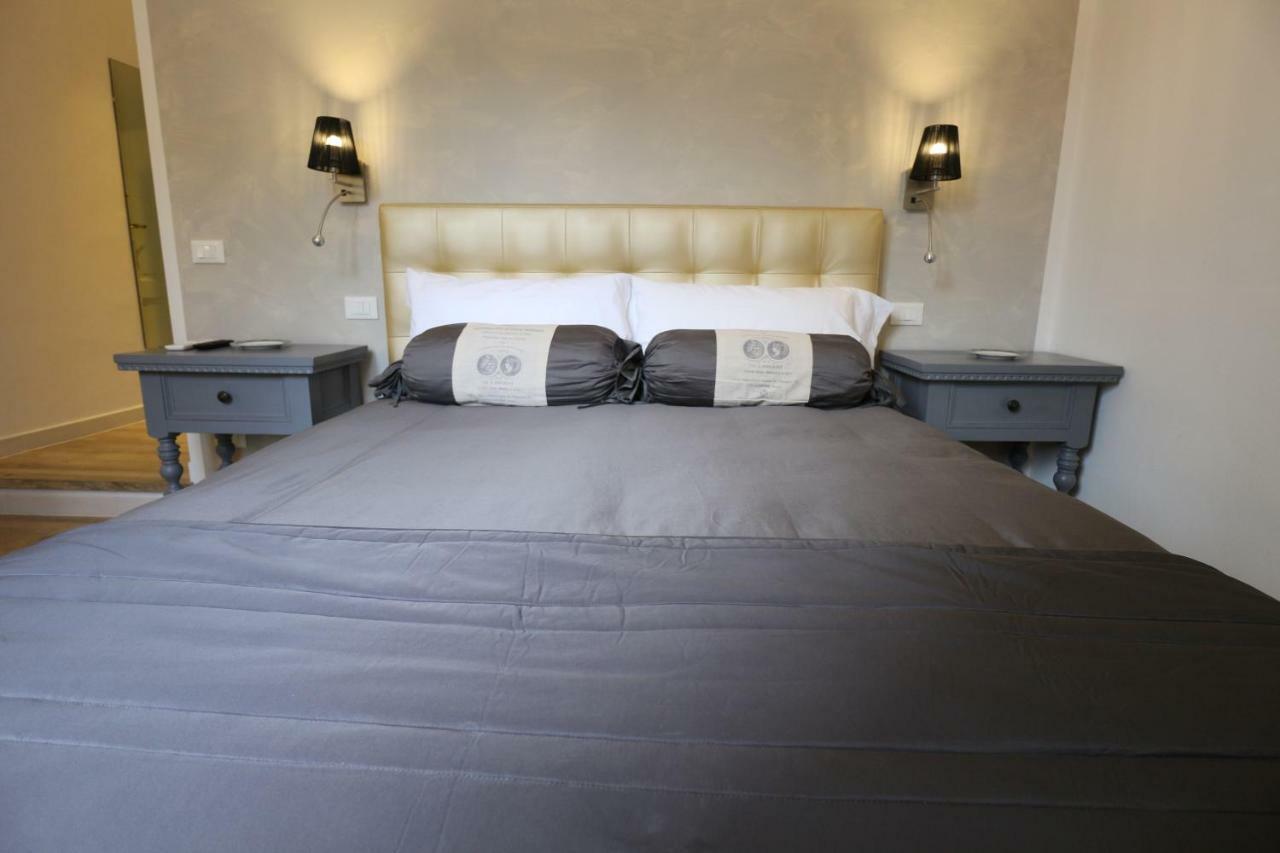 Al 32 B&B マッサ・マリッティマ エクステリア 写真